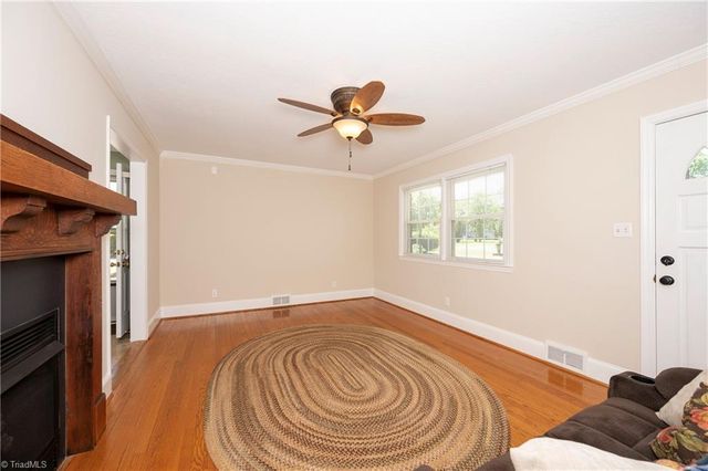 131 Parsonage Drive, Advance, NC 27006