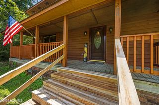 200 S Hummingbird Lane, Rocky Point, NC 28457