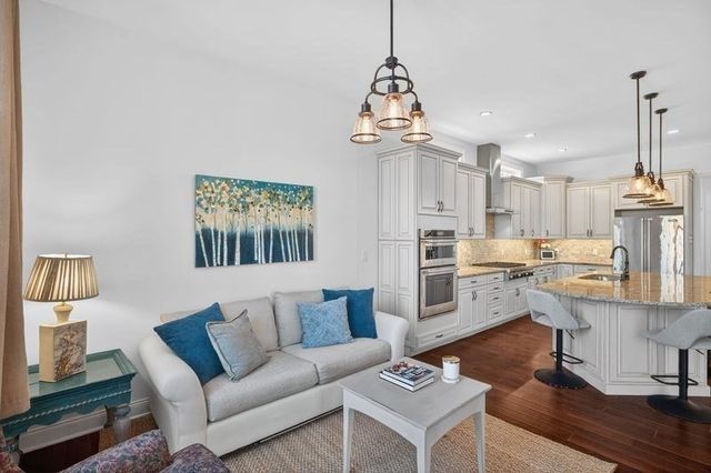 45 Snapping Bow, Plymouth, MA 02360