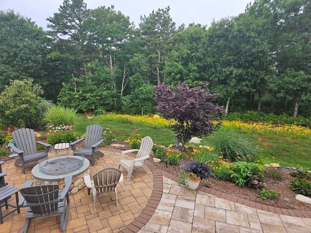 45 Snapping Bow, Plymouth, MA 02360