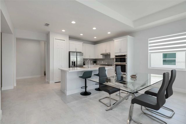 223 OKEEFFE CIRCLE, Bradenton, FL 34212