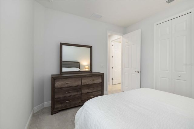 223 OKEEFFE CIRCLE, Bradenton, FL 34212