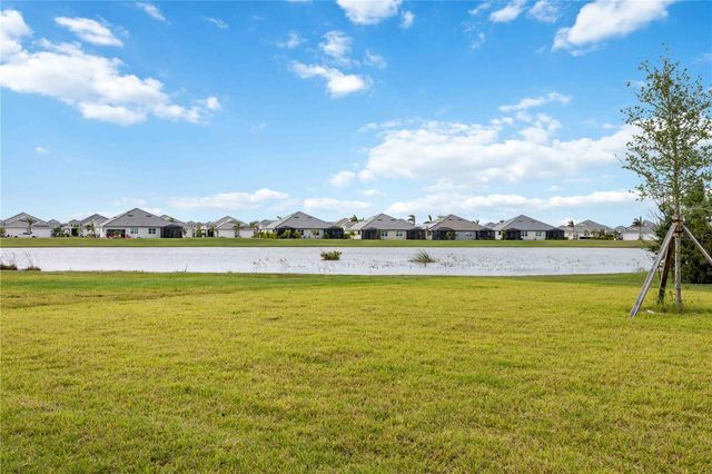 223 OKEEFFE CIRCLE, Bradenton, FL 34212