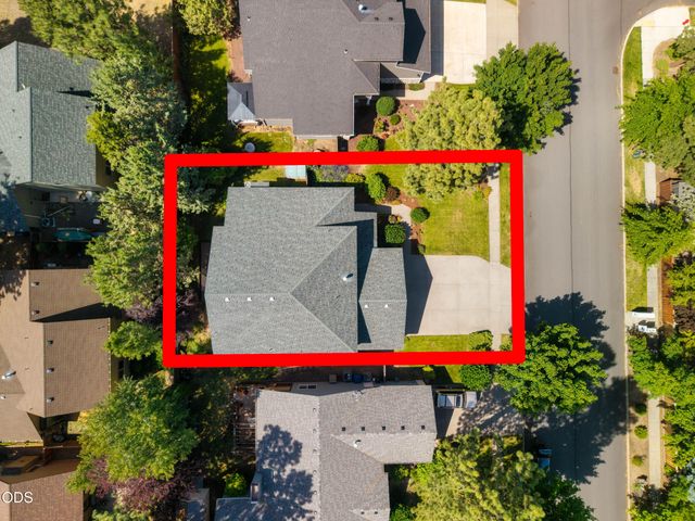 19870 Powers Road, Bend, OR 97702