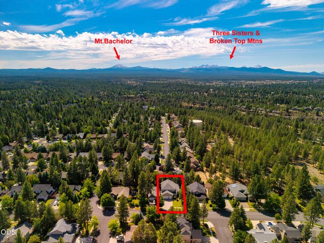 19870 Powers Road, Bend, OR 97702
