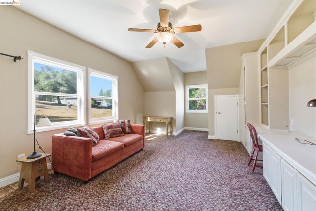 23401 Italian Bar Rd, Columbia, CA 95310