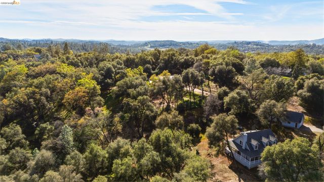 23401 Italian Bar Rd, Columbia, CA 95310