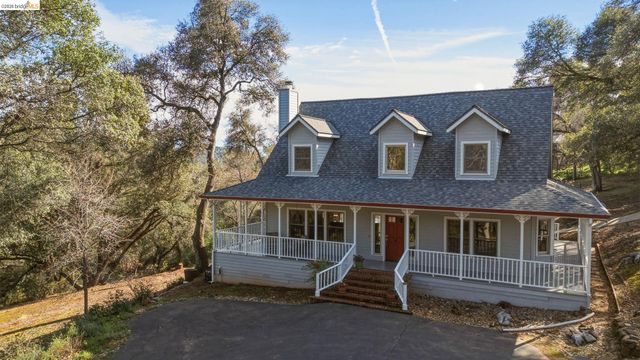 23401 Italian Bar Rd, Columbia, CA 95310