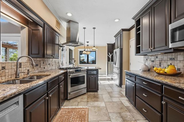 4601 Creek RDG, Austin, TX 78735