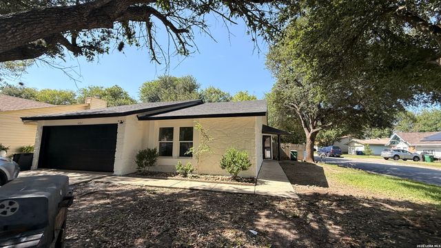 14263 Clover, San Antonio, TX 78217