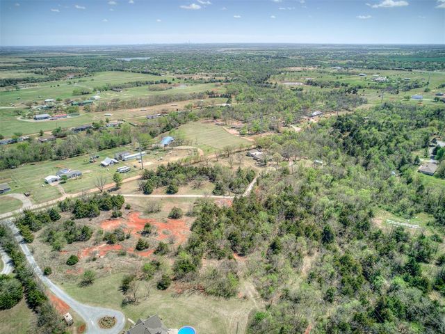 227 Abney SW, Piedmont, OK 73078