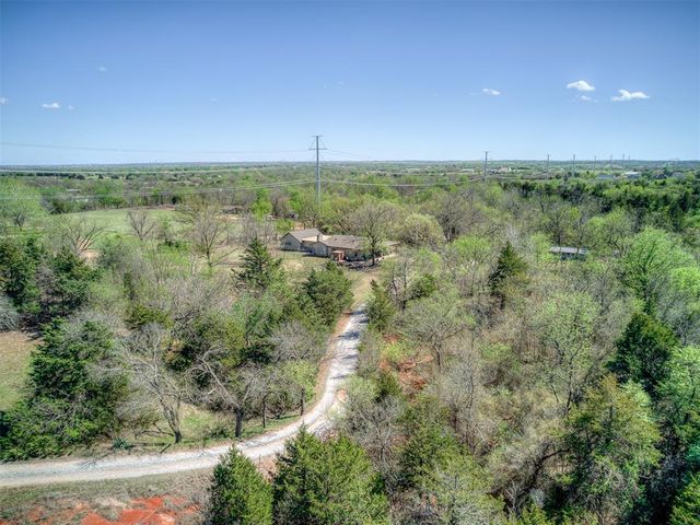 227 Abney SW, Piedmont, OK 73078