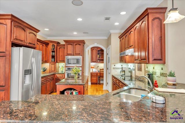 107 River Forest Drive, Forsyth, GA 31029