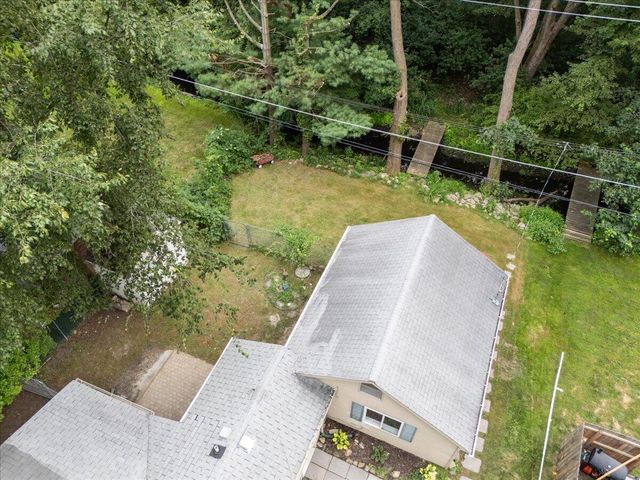 9535 Listeria Street, Commerce Twp, MI 48382