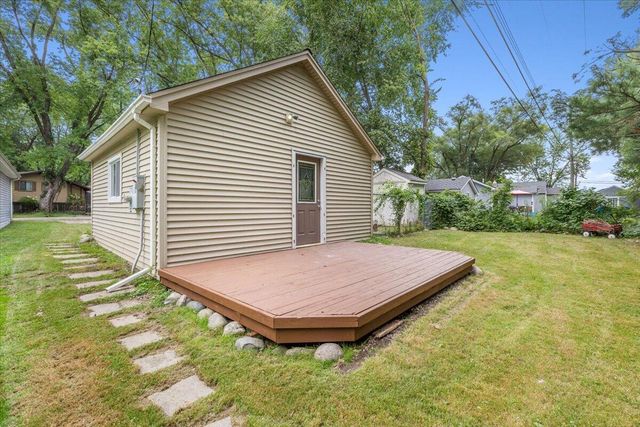 9535 Listeria Street, Commerce Twp, MI 48382