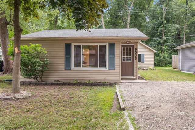 9535 Listeria Street, Commerce Twp, MI 48382
