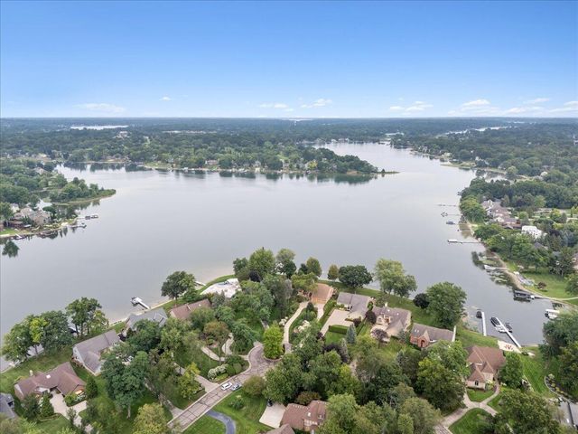 9535 Listeria Street, Commerce Twp, MI 48382