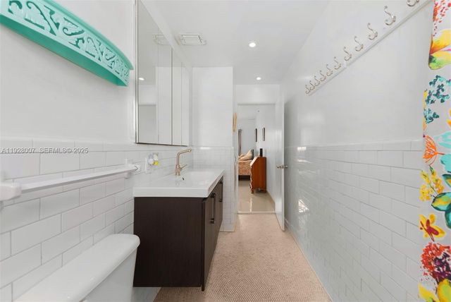 750 Michigan Ave 303, Miami Beach, FL 33139