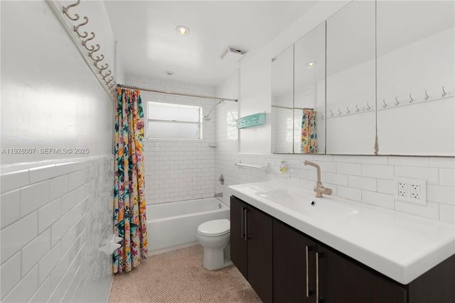 750 Michigan Ave 303, Miami Beach, FL 33139