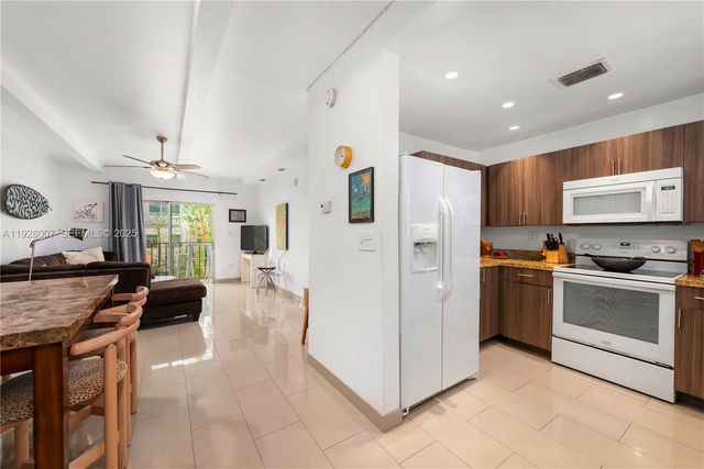 750 Michigan Ave 303, Miami Beach, FL 33139