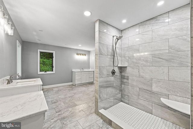 1652 POTTSTOWN PIKE, Glenmoore, PA 19343