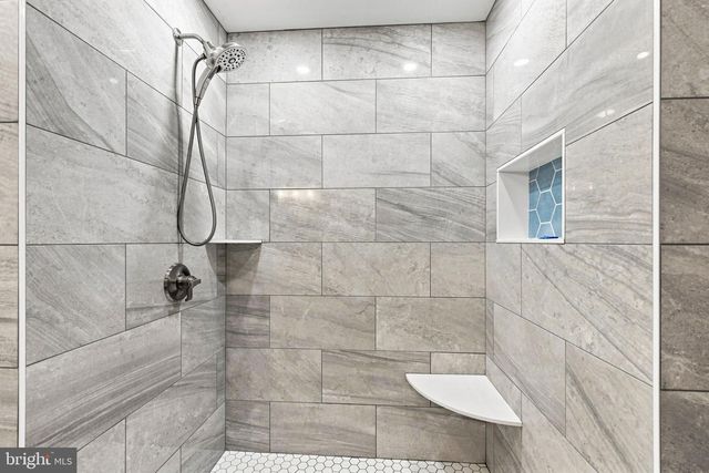 1652 POTTSTOWN PIKE, Glenmoore, PA 19343