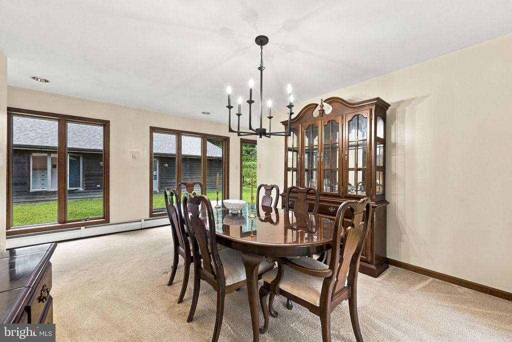 Image 15 of property listing at 1652 POTTSTOWN PIKE, Glenmoore, PA 19343