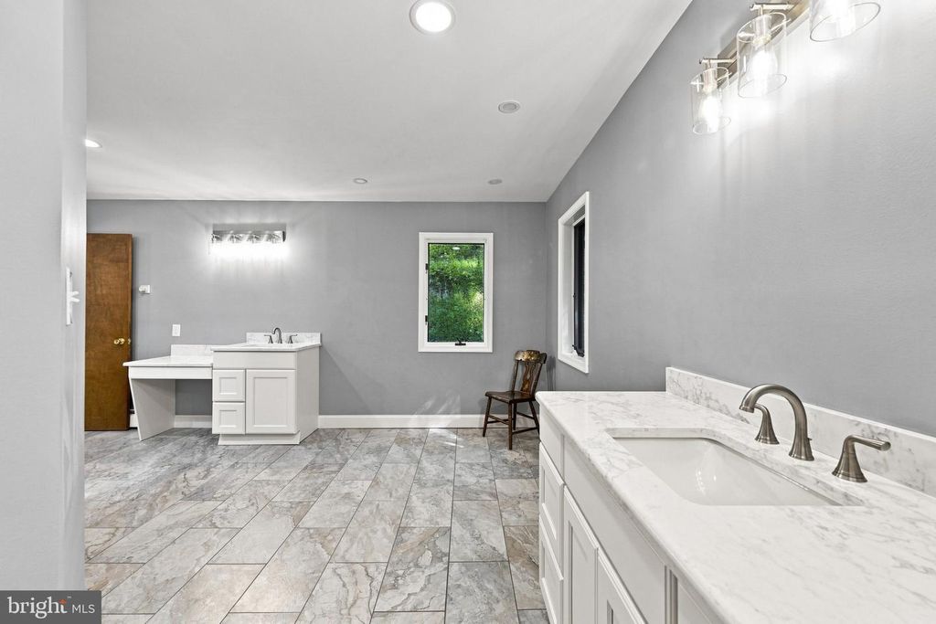 Image 36 of property listing at 1652 POTTSTOWN PIKE, Glenmoore, PA 19343