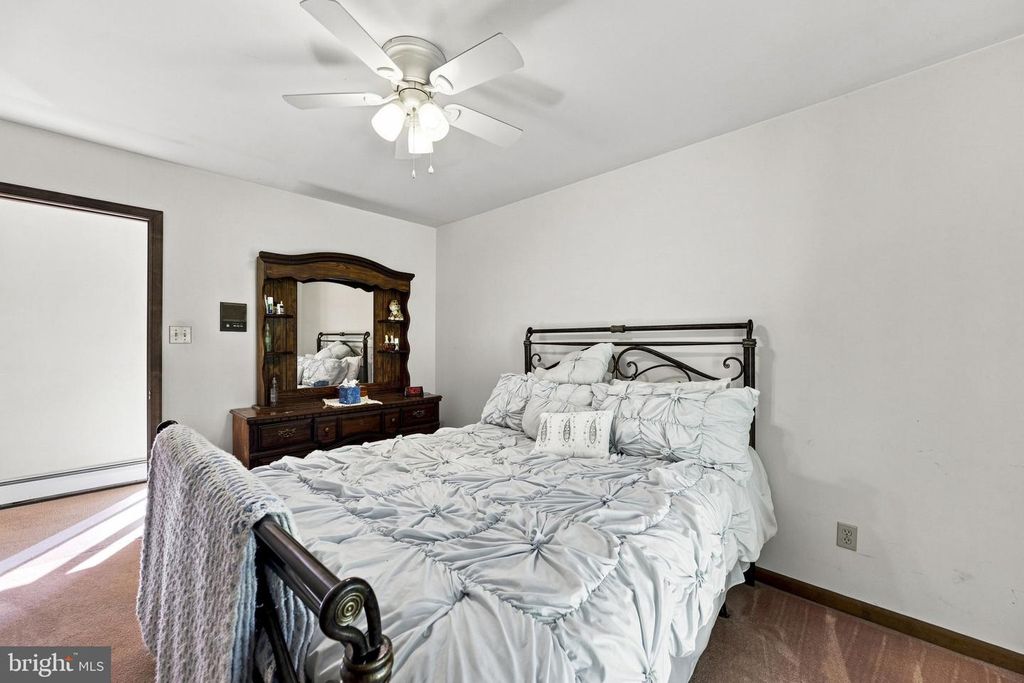 Image 39 of property listing at 1652 POTTSTOWN PIKE, Glenmoore, PA 19343