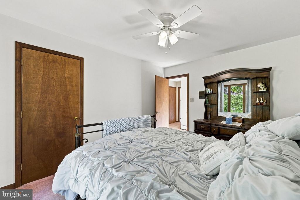 Image 40 of property listing at 1652 POTTSTOWN PIKE, Glenmoore, PA 19343
