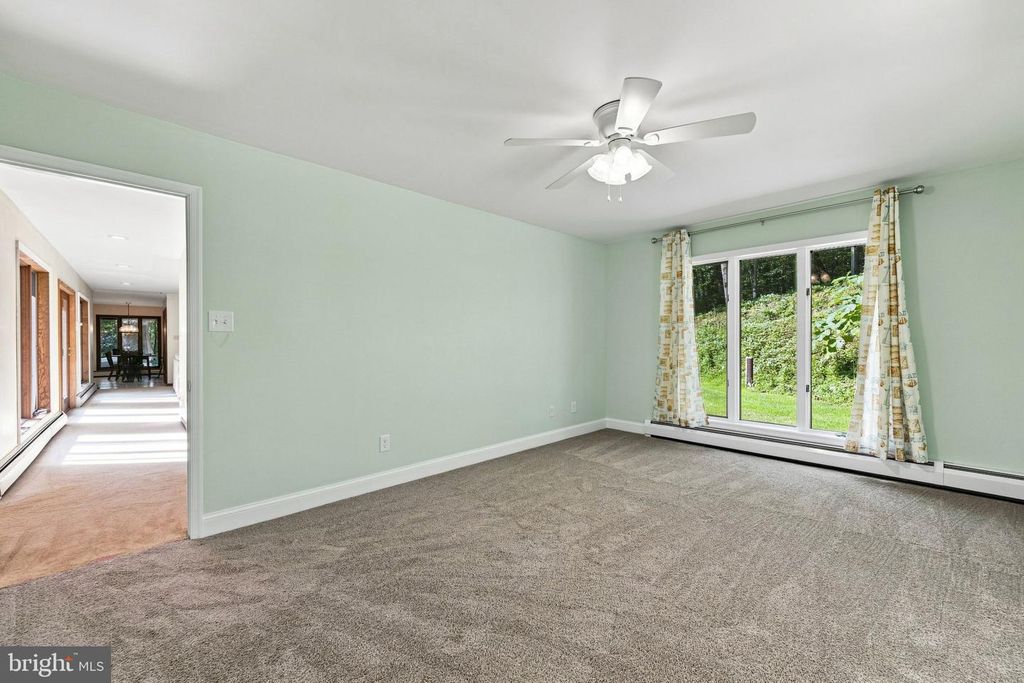 Image 43 of property listing at 1652 POTTSTOWN PIKE, Glenmoore, PA 19343