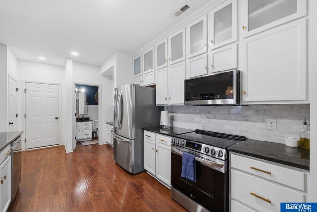 5952 Thompson Creek Boulevard, Lincoln, NE 68516