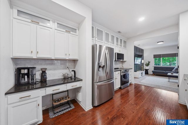 5952 Thompson Creek Boulevard, Lincoln, NE 68516
