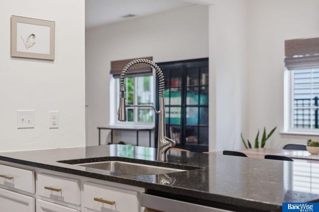 5952 Thompson Creek Boulevard, Lincoln, NE 68516