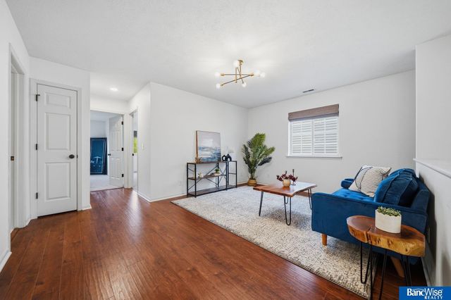 5952 Thompson Creek Boulevard, Lincoln, NE 68516