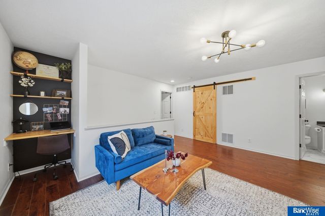 5952 Thompson Creek Boulevard, Lincoln, NE 68516
