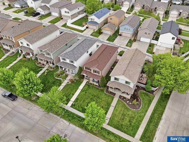 5952 Thompson Creek Boulevard, Lincoln, NE 68516