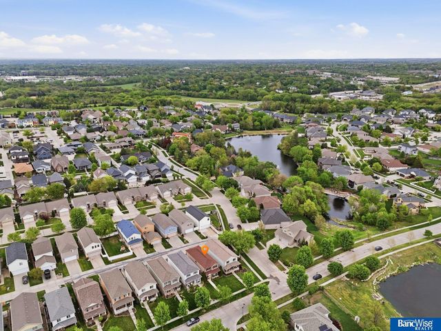 5952 Thompson Creek Boulevard, Lincoln, NE 68516