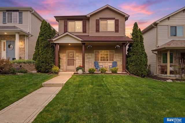 5952 Thompson Creek Boulevard, Lincoln, NE 68516