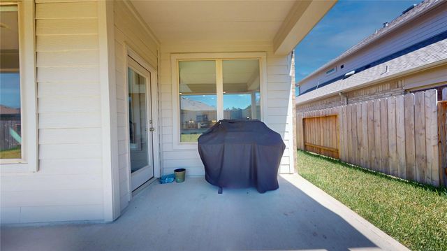 1522 Oakdale Crest Road, Montgomery, TX 77316