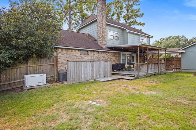 103 Pine Valley Street, Huntsville, TX 77320