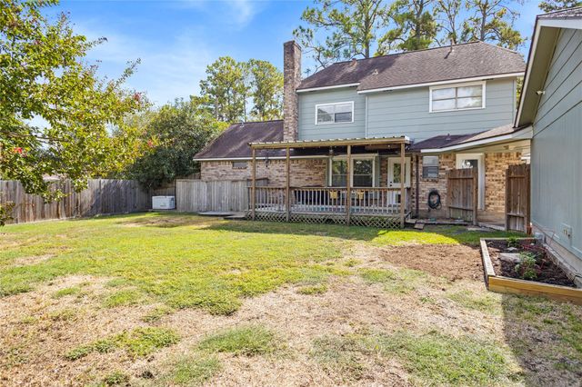 103 Pine Valley Street, Huntsville, TX 77320