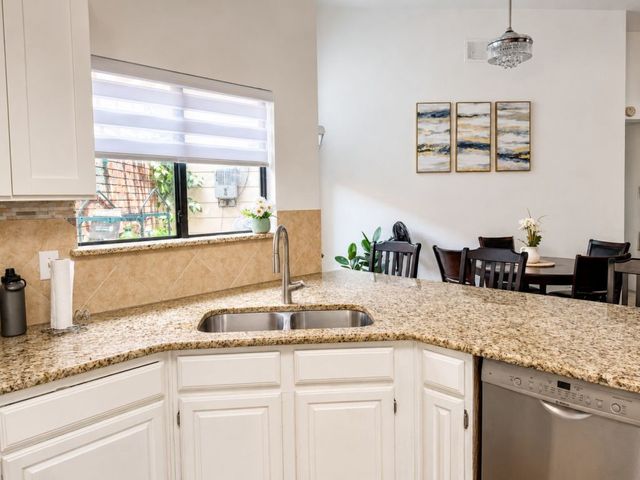 503 Sierra Blanca Pass, Irving, TX 75063