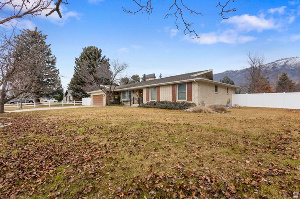 Image 5 of property listing at 499 E 300 N, Alpine, UT 84004