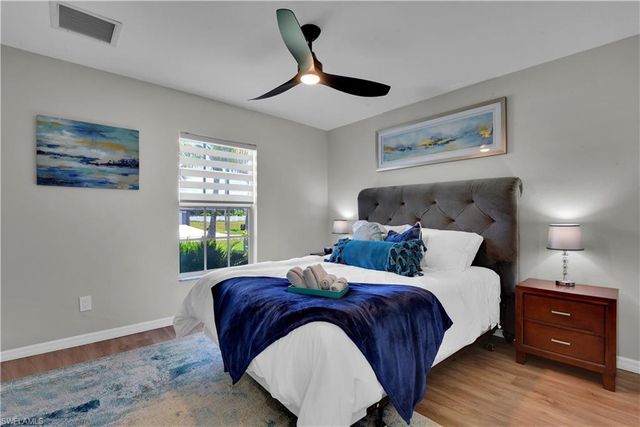 2004 SW 30th ST, Cape Coral, FL 33914