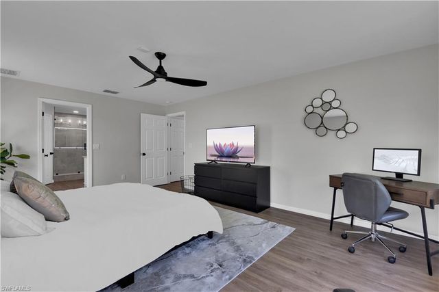 2004 SW 30th ST, Cape Coral, FL 33914