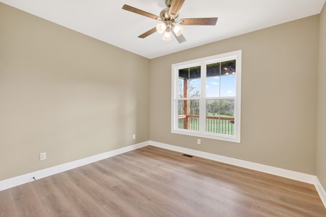 8415 W Sheepneck Rd, Mount Pleasant, TN 38474