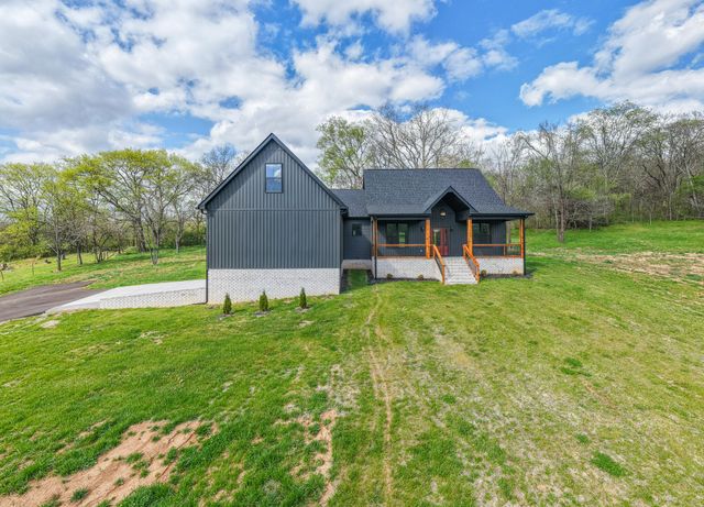 8415 W Sheepneck Rd, Mount Pleasant, TN 38474