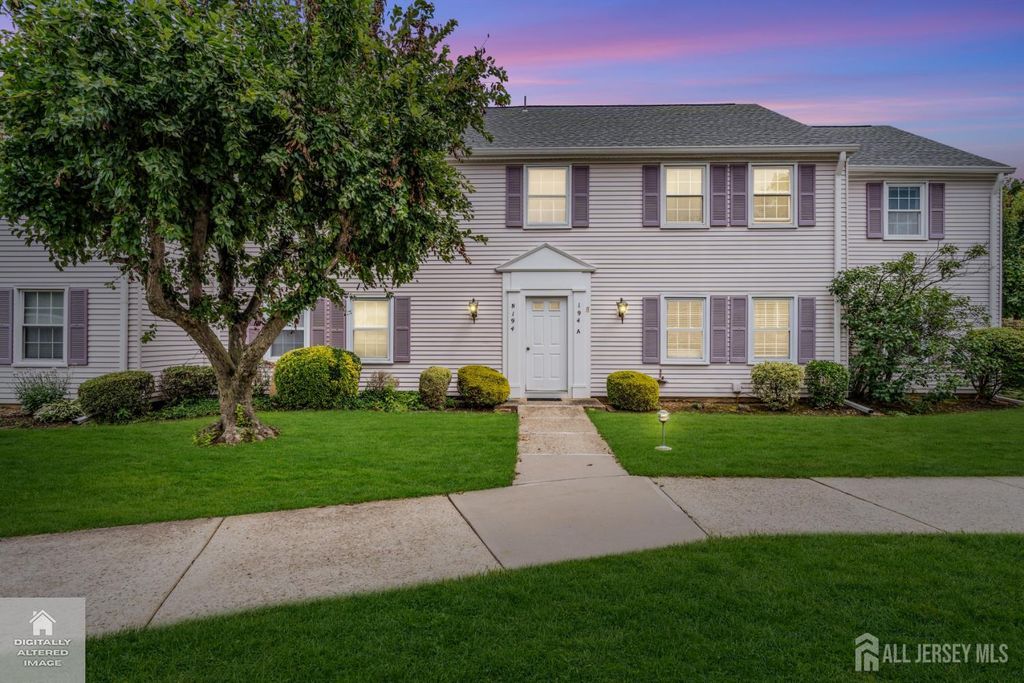194 Madison Lane N, Monroe, NJ 08831