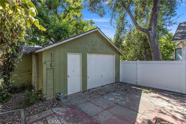 618 Cypress Circle, Redlands, CA 92373